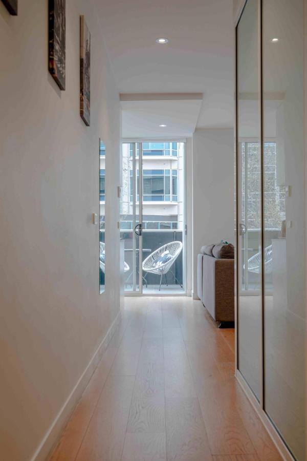 Absolute Collins Apartments 멜번 외부 사진